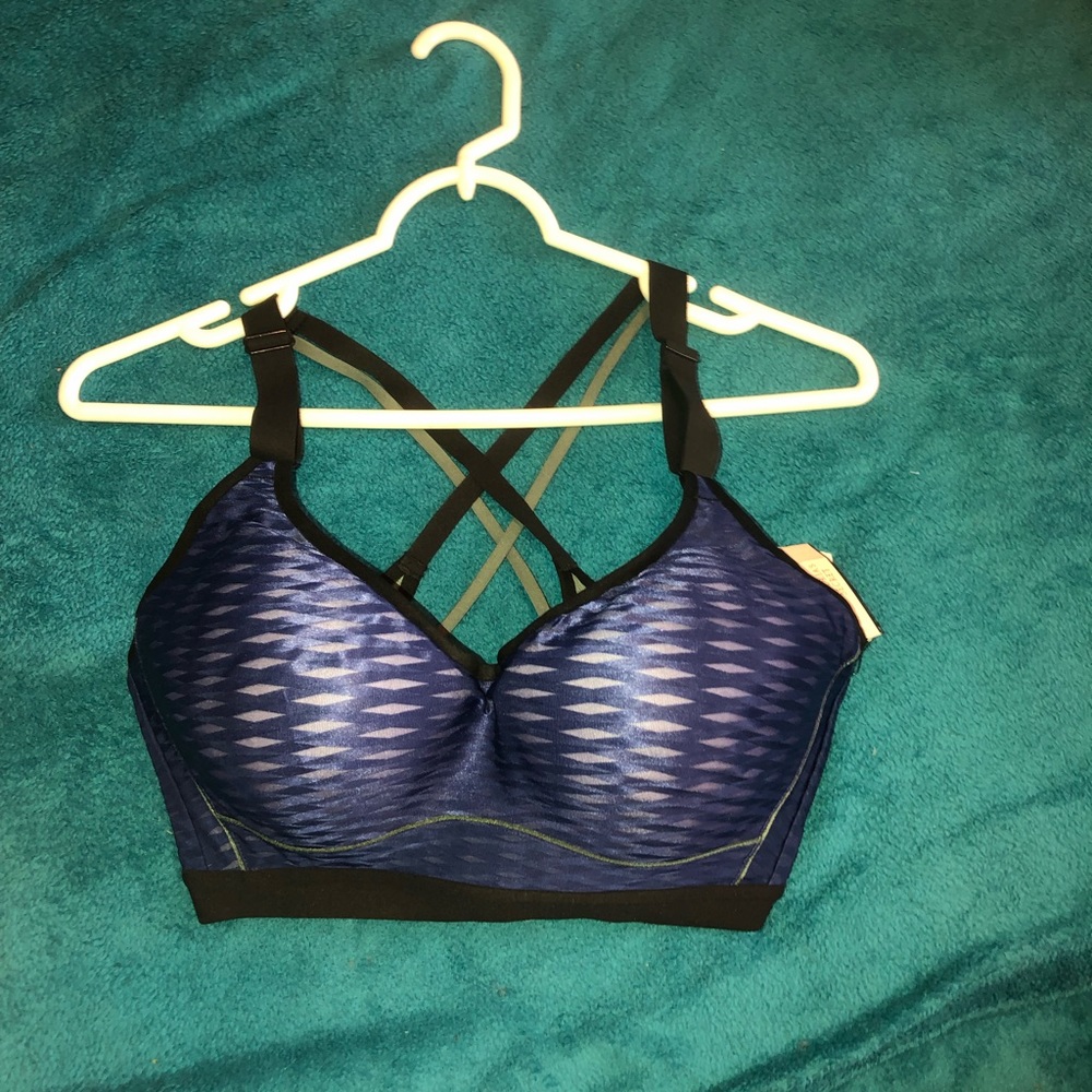 Sports bra
